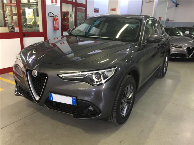 Left hand drive ALFA ROMEO STELVIO 2.2 Turbodiesel 210 CV AT8 Q4